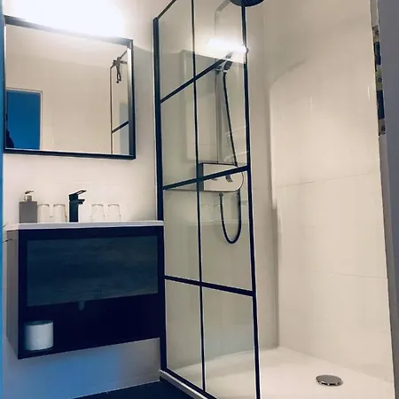 Konukevi Galeria Panzio 3*