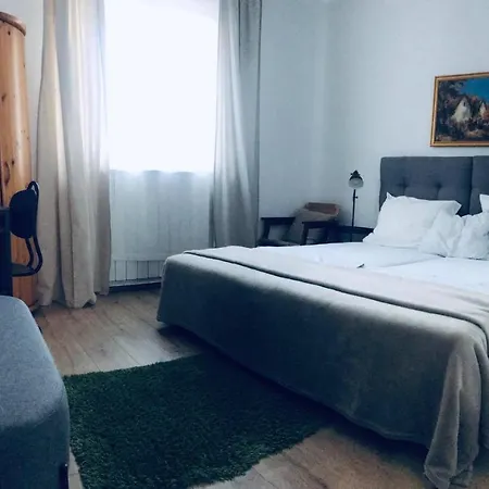 Casa de hóspedes Galéria Panzió