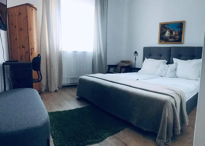 בית הארחה Galeria Panzio